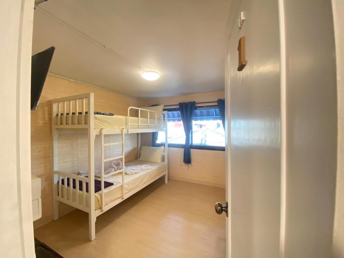 Steve Lady Hostel Бангкок Экстерьер фото