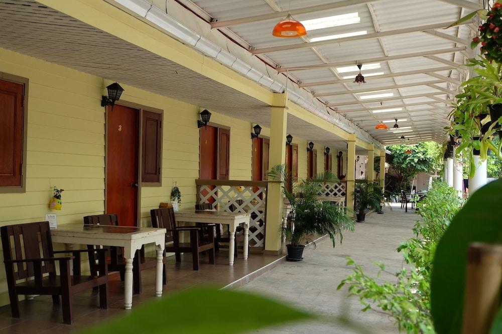 Steve Lady Hostel Бангкок Экстерьер фото