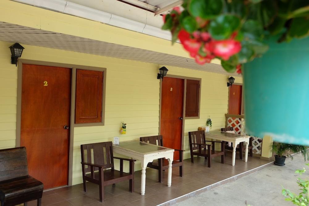 Steve Lady Hostel Бангкок Экстерьер фото